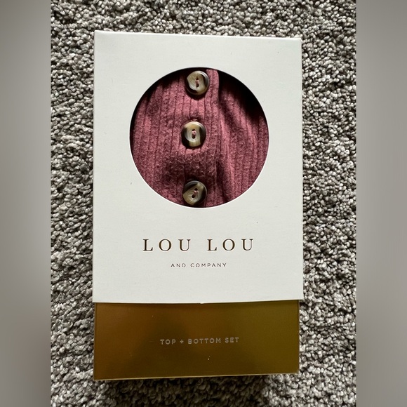 Lou Lou & Company Marjorie 3-6 month - Picture 2 of 4